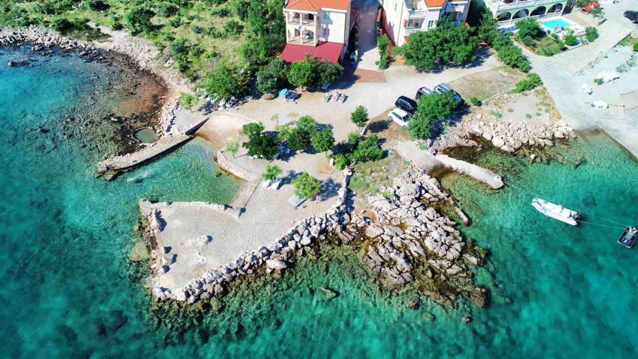Ferienhaus Elena Карлобаг Экстерьер фото